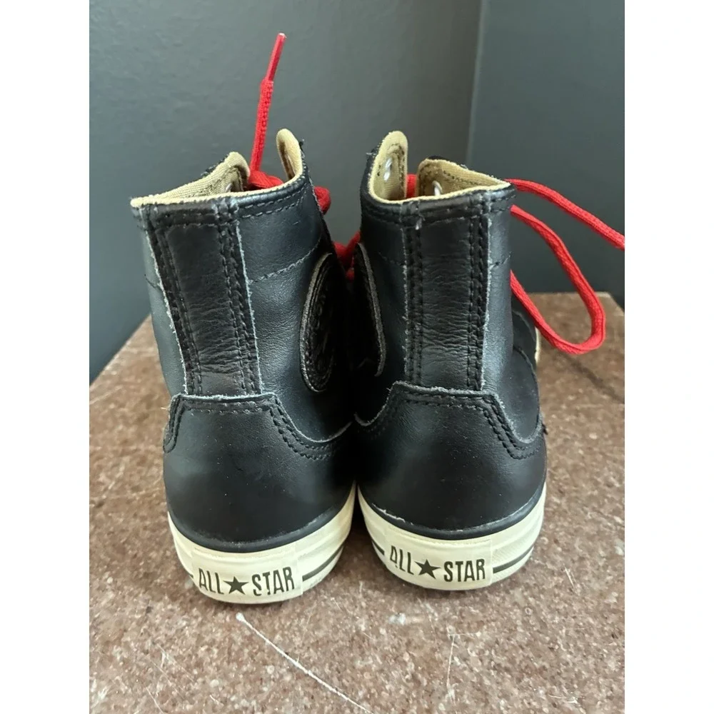 Converse Chuck Taylor All Star Junior Leather Hi Top Size 6y Black With Red Lace